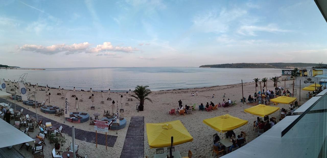 Apartament Bogoslovovi Varna Eksteriør billede
