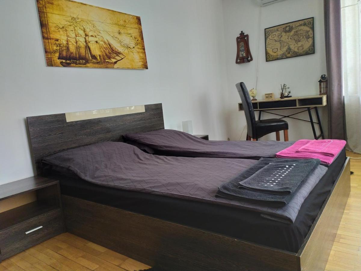Apartament Bogoslovovi Varna Eksteriør billede
